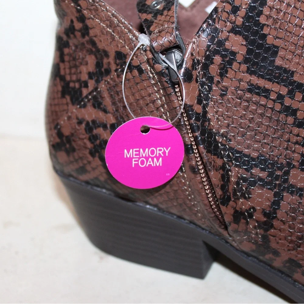 SO brown snake booties (women’s 9.5) (NWT) - Picture 7 of 12